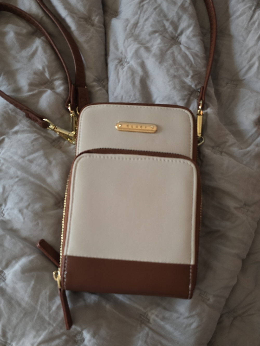 Cluci Two-Tone Cream and Brown Crossbody Phone Bag